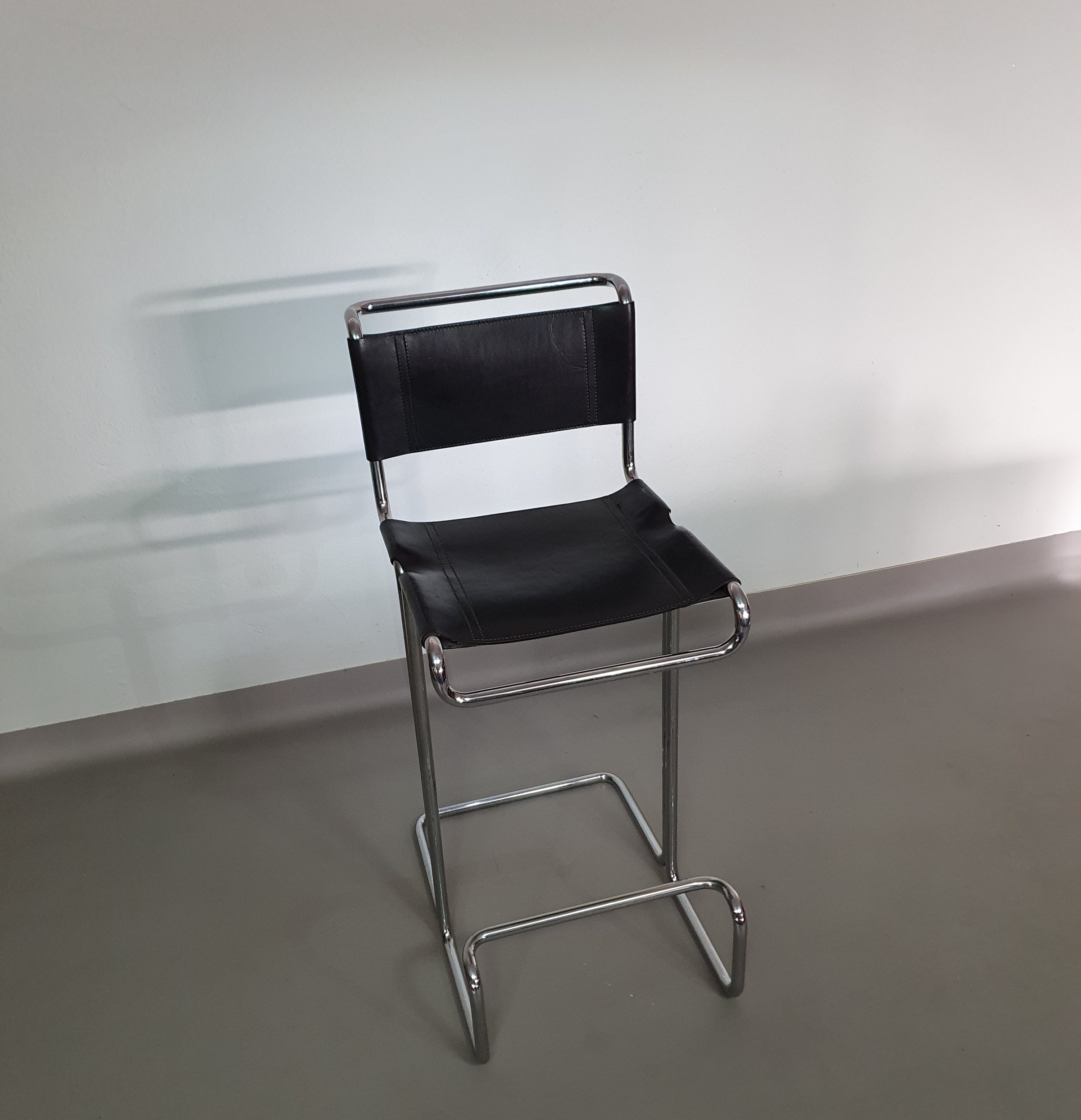 4 x Italian bar stool by Stendig of steel tube and leather 1960s.