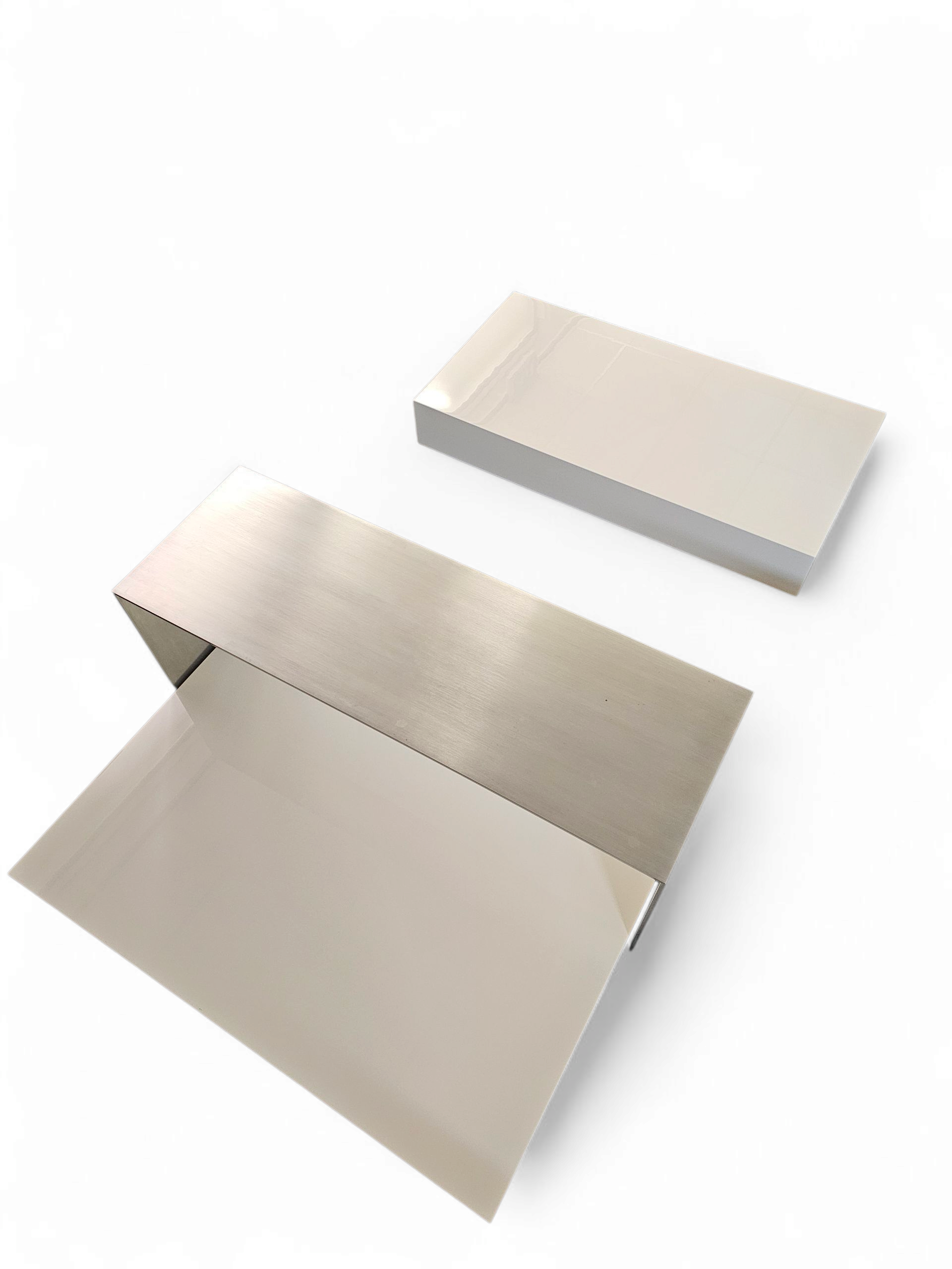 Minimalism / Coffee table / Model 261 Note / Piero Lissoni / Cassina / 2001