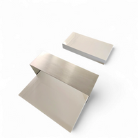 Minimalism / Coffee table / Model 261 Note / Piero Lissoni / Cassina / 2001