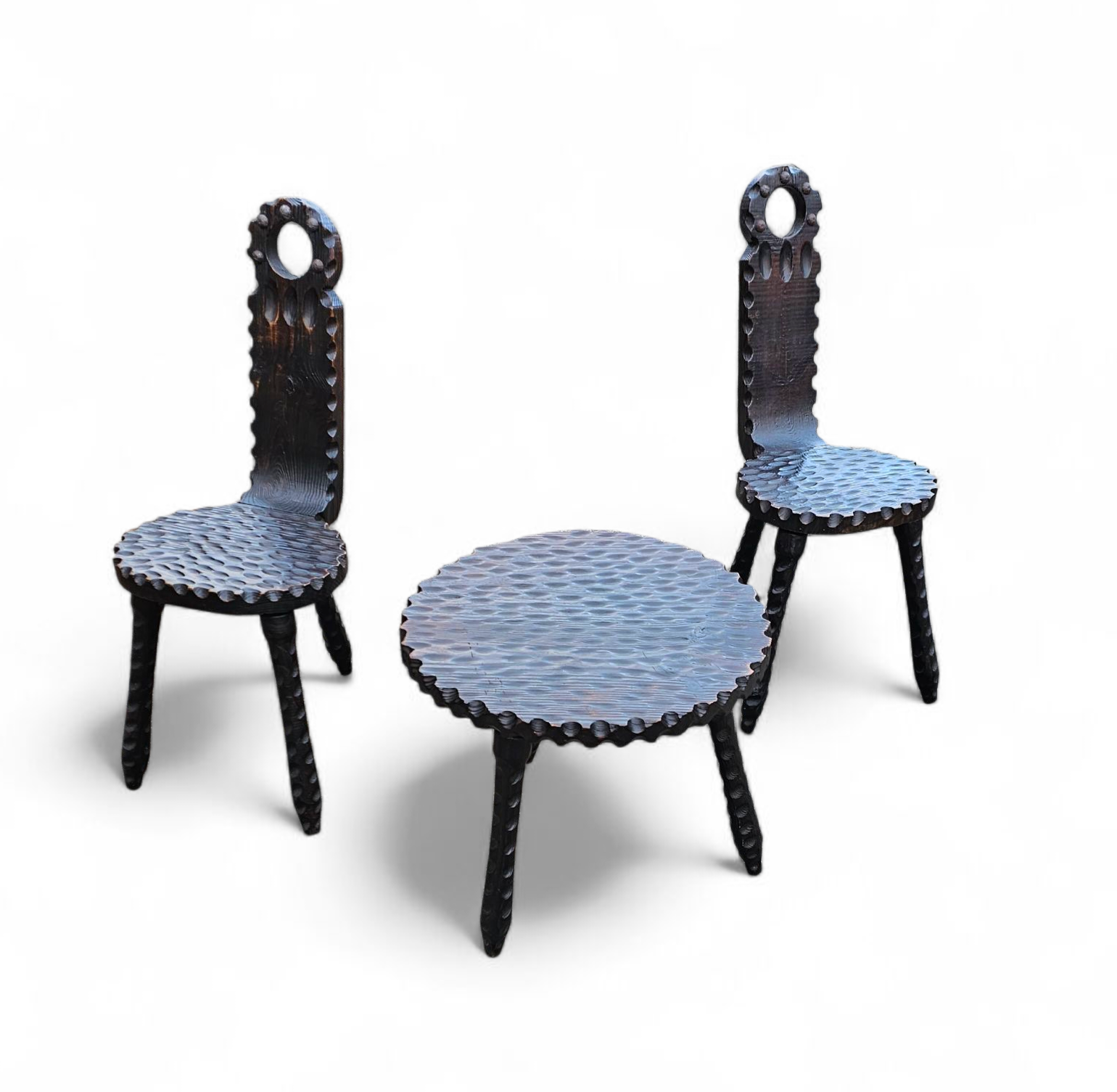 Brutalist chairs / side table / Spain 1970s
