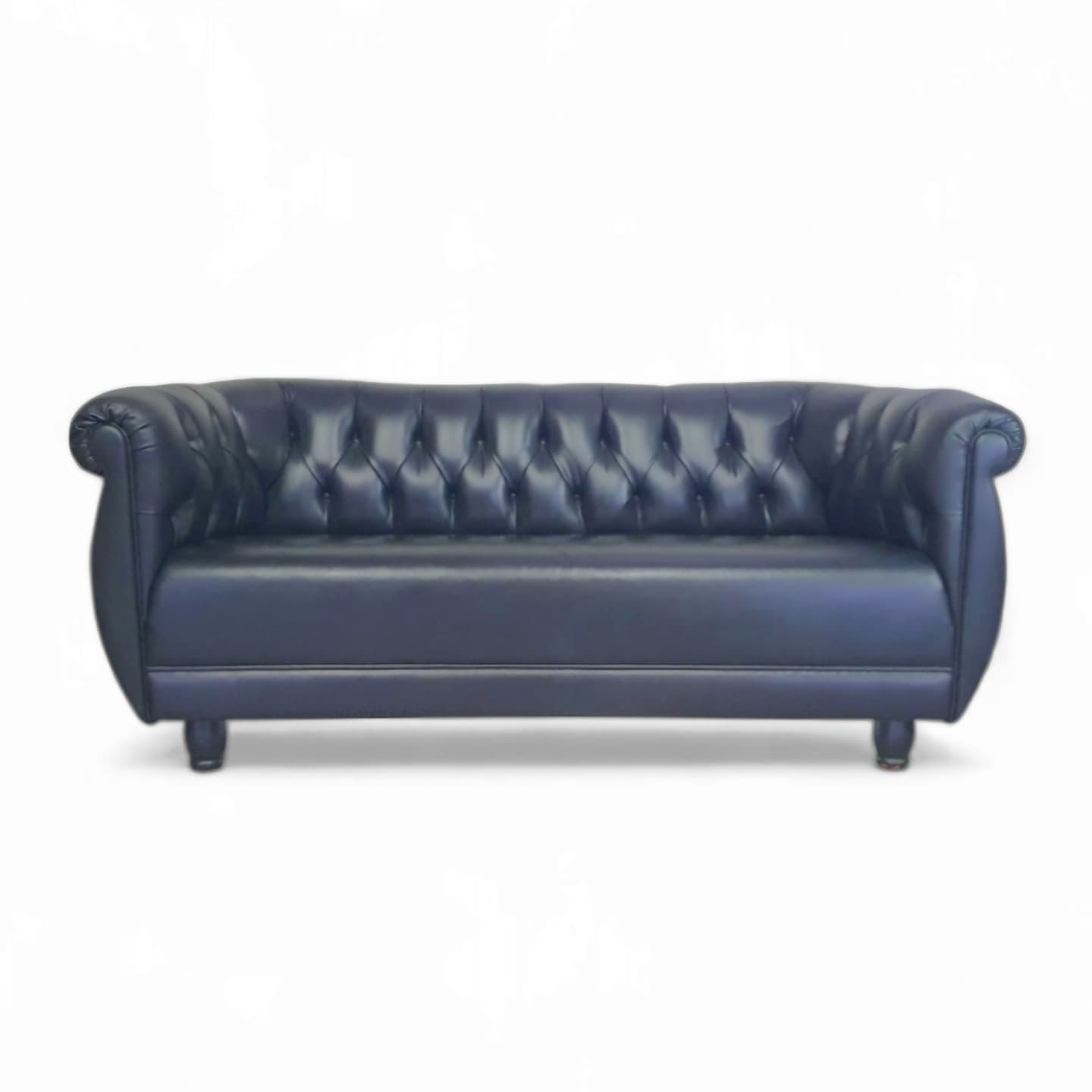 De Rotonda-bank, ontworpen door Anna Gili, is afkomstig van de Mastrangelo-tentoonstelling in 1997 in The Frozen Fountain in Amsterdam