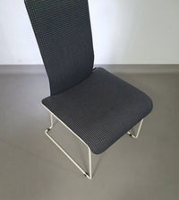 Walter antonis stoelen voor Henny de Jong.