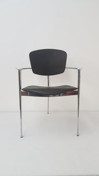 Set van 4 driepoot eetkamerstoelen Andrea – Josep LLusca voor Andreu World – jaren 80