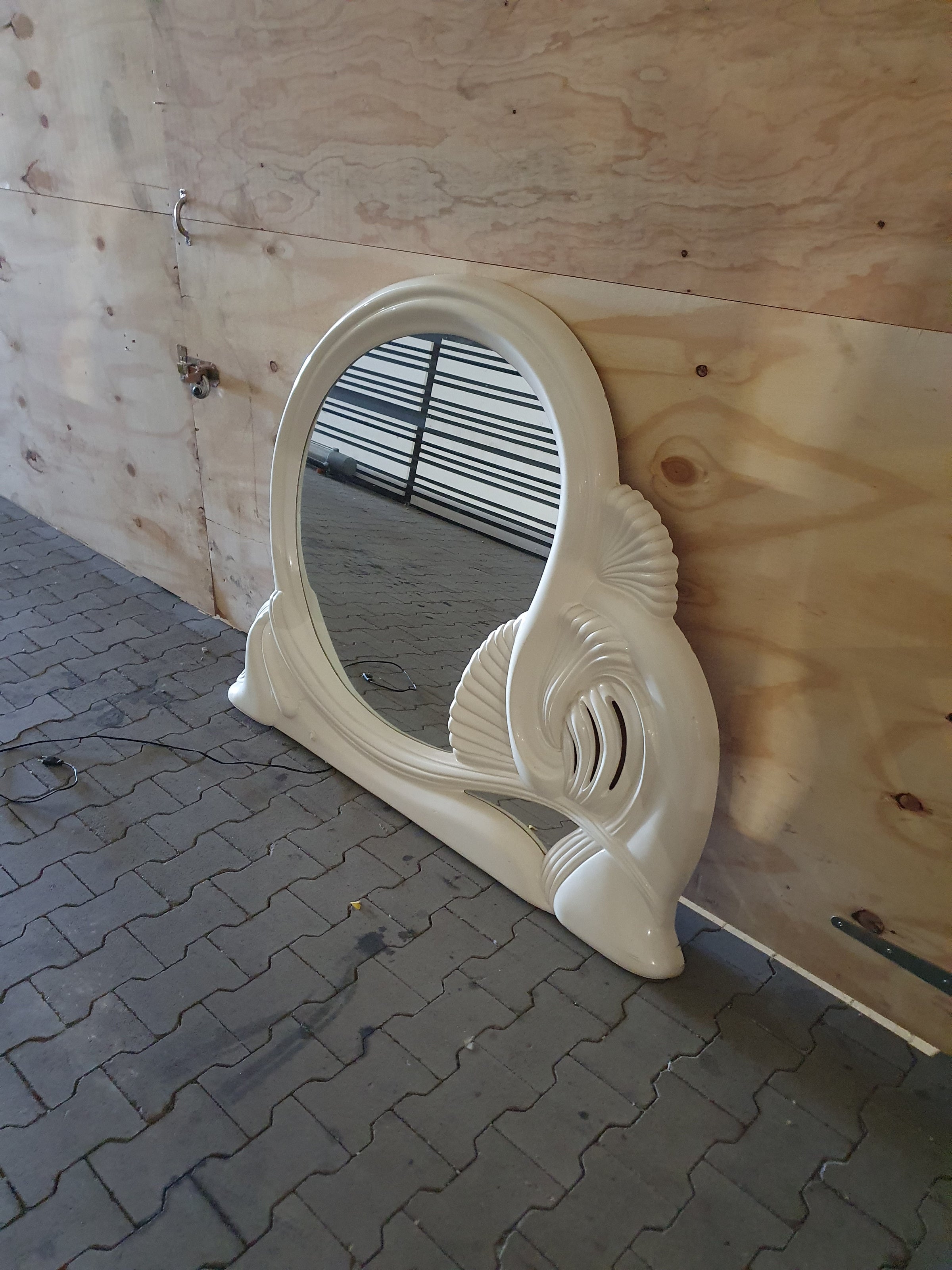 Grote opgezette spiegel - jaren 60