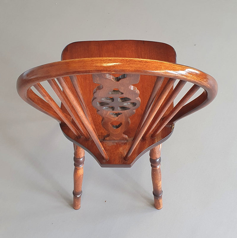 4 x wheelback / Windsor chairs / marked