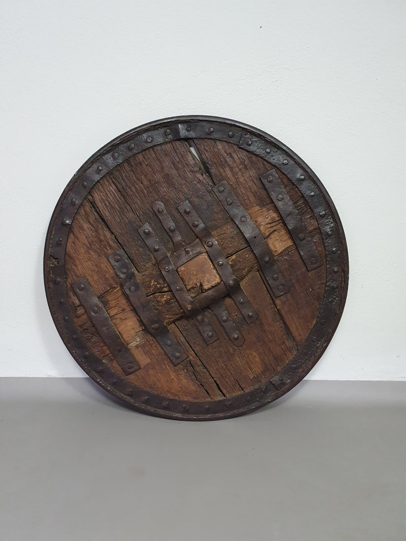 Antiek ossenkarwiel 1800