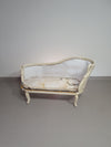 Prachtige oude Art Nouveau, onafgewerkte Franse canapé/chaise longue met zwanenhals armleuningen