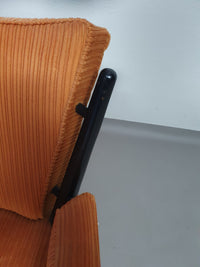 Ontwerper onbekend. Lounge fauteuil.
