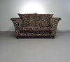 Zware 80's zebra print bank. Zeer goede staat.