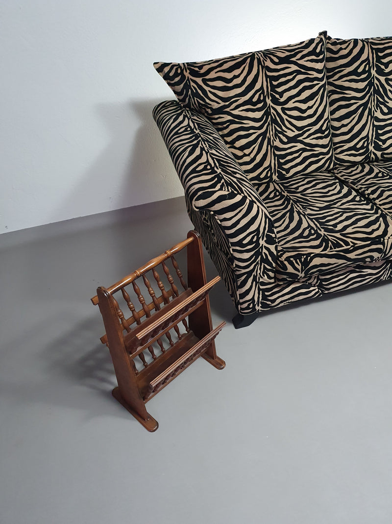 Zware 80's zebra print bank. Zeer goede staat.