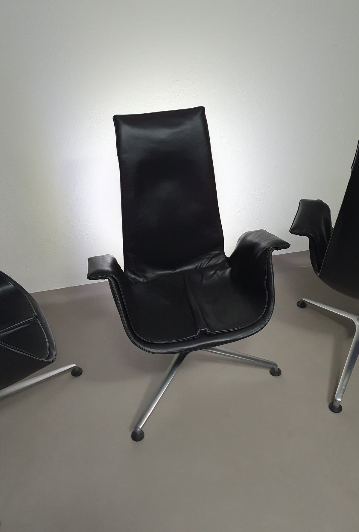 3 x high back Fabricius tulip chair for Kill International