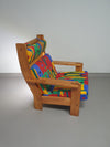 Fauteuil uit Frankrijk, daterend uit de jaren 60. Het frame is gemaakt van grenen en verkeert in originele, goed gepresenteerde staat. Ontwerper (voor zover bekend) onbekend.