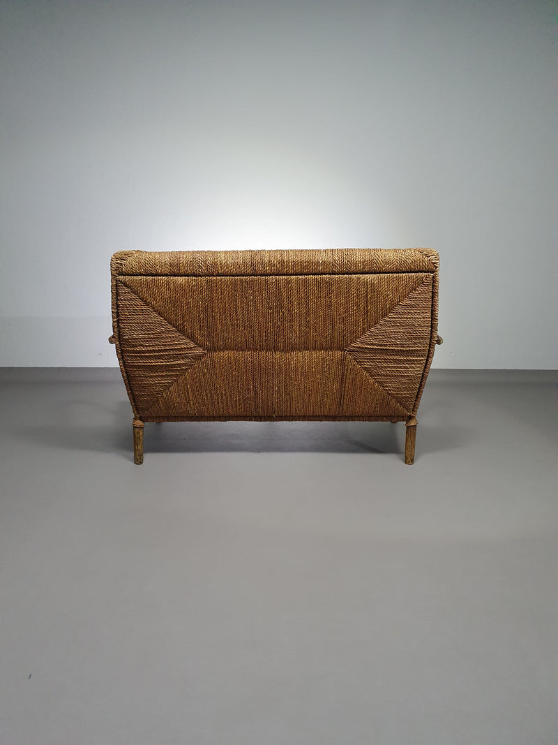 Vintage Franse papercordbank met een metalen frame