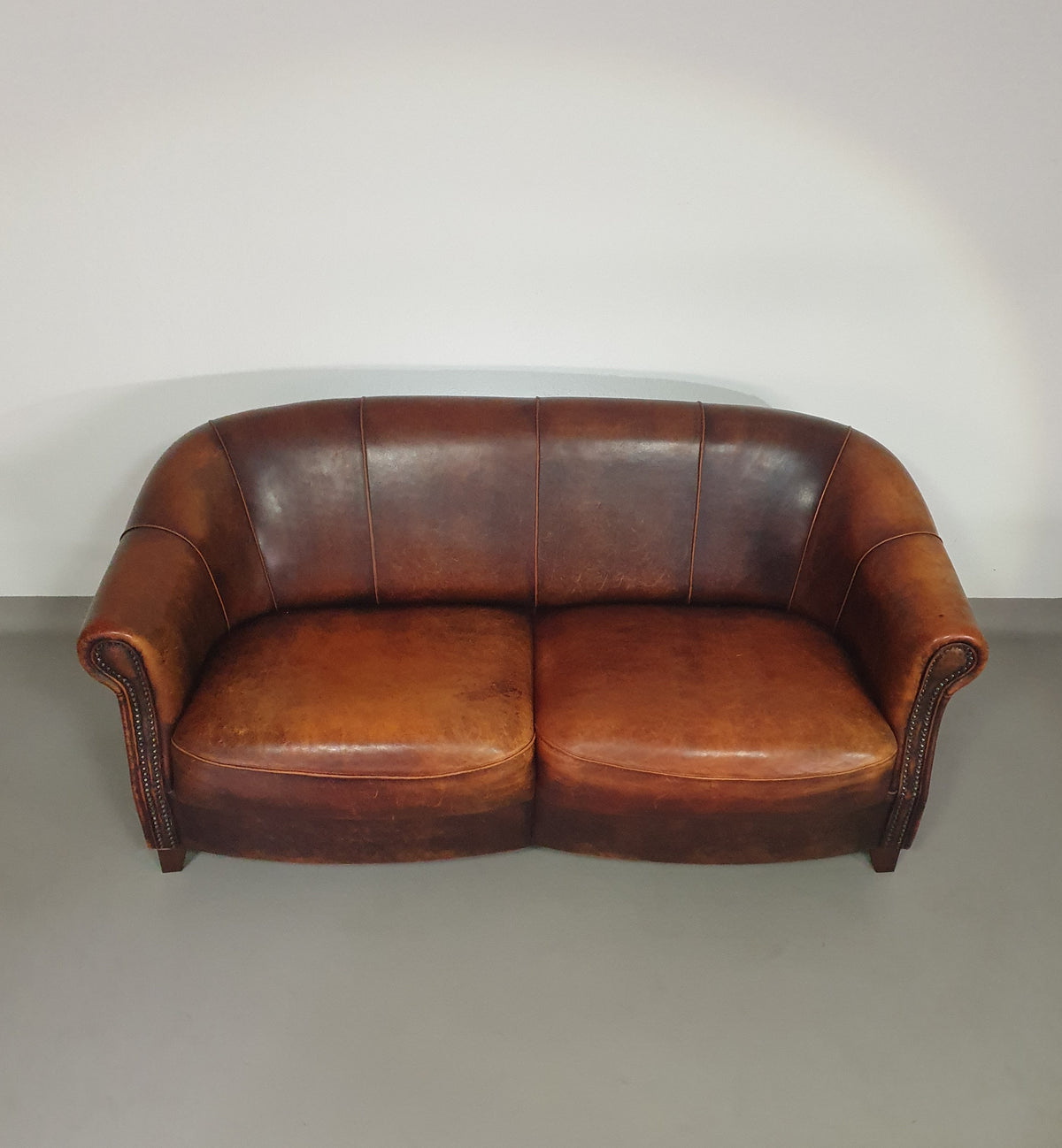 Beautiful subtly designed sheep leather sofa from the Joris brand
