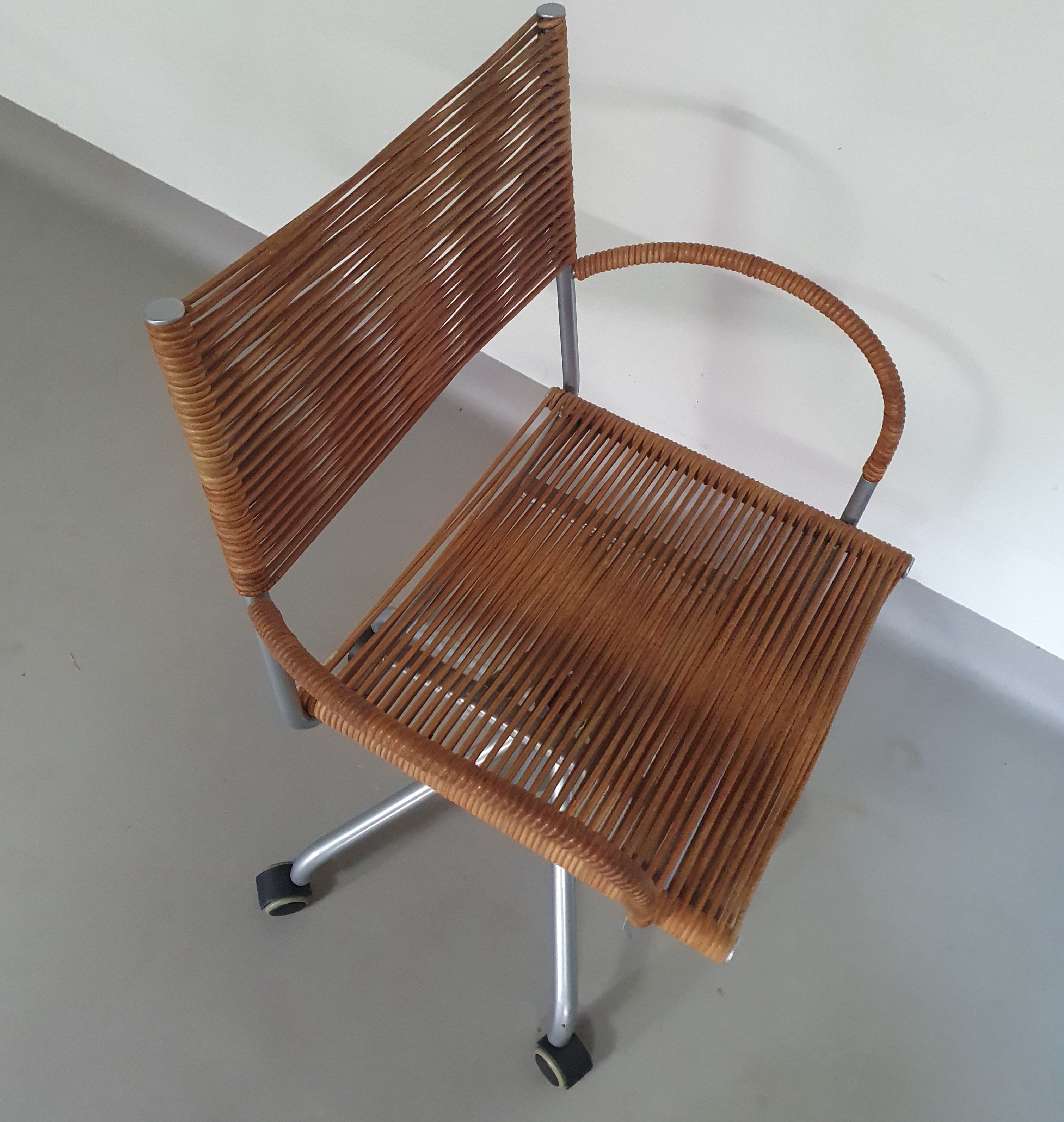 PIERANTONIO BONACINA / Agnoli OFFICE CHAIR MISS B4, Italy – Logohuman