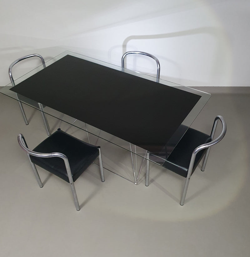 Martin Visser Set van vier Se03 stoelen voor T'spectrum, Nederland jaren 60