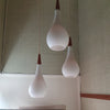 Holmegaard - Michael Bang - driehoekige Raindrop hanglamp / pendel - Opaal wit / opaal wit - Teak - Midcentury design
 Cluster hanglamp