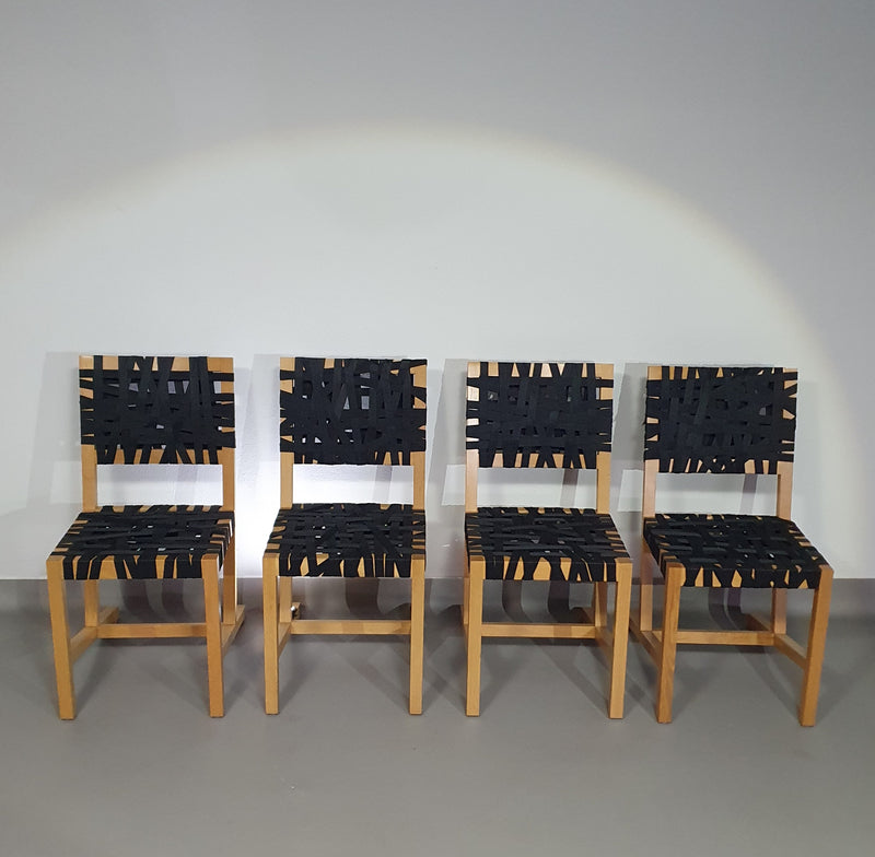 4 x Gispen Richard Hutten designed this chair in 2004 for the Grand Cafe of the Gemeente Museum in The Hague.