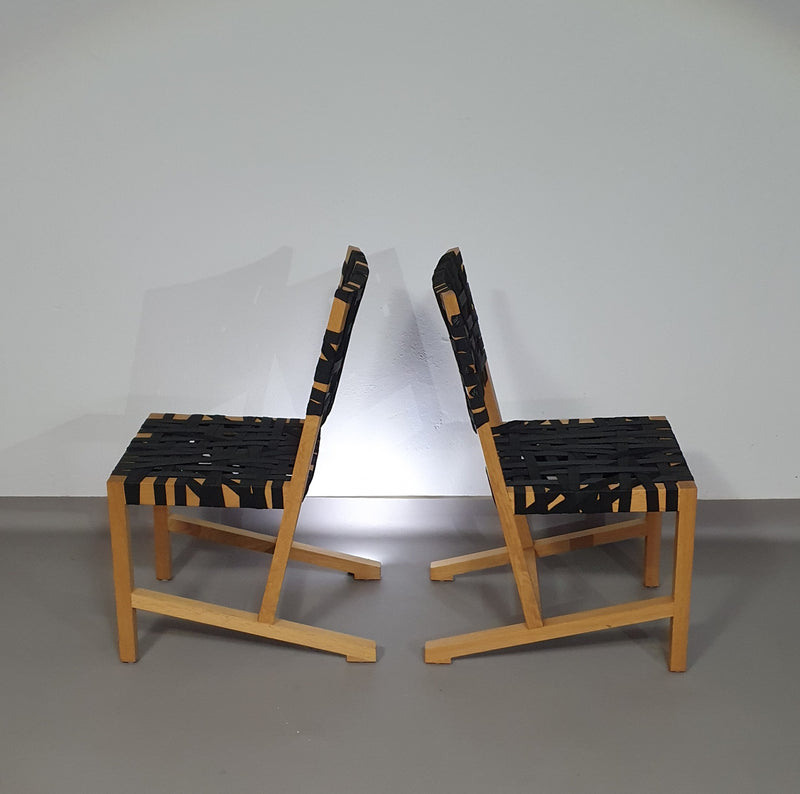 4 x Gispen Richard Hutten designed this chair in 2004 for the Grand Cafe of the Gemeente Museum in The Hague.