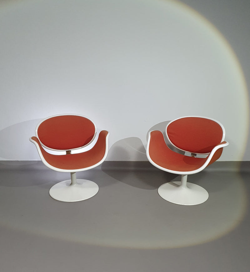 Pierre Paulin first edition tulip set. 2 x chairs and side table. Little tulip chairs F545  #pierrepaulin #tulipchairpaulin #littletulipchair #firsteditiontulipchairpaulin #littletulipchair #littletulipchair1steditionartifort