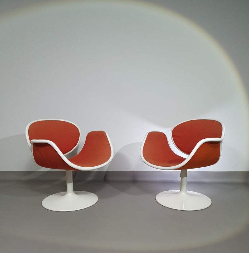 Pierre Paulin first edition tulip set. 2 x chairs and side table. Little tulip chairs F545  #pierrepaulin #tulipchairpaulin #littletulipchair #firsteditiontulipchairpaulin #littletulipchair #littletulipchair1steditionartifort