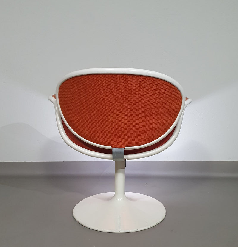 Pierre Paulin first edition tulip set. 2 x chairs and side table. Little tulip chairs F545  #pierrepaulin #tulipchairpaulin #littletulipchair #firsteditiontulipchairpaulin #littletulipchair #littletulipchair1steditionartifort