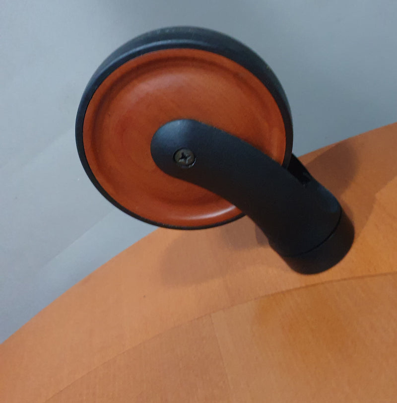Zeer zeldzame grote salontafel van Cini Boeri voor Mastrangelo Milan Furniture meda Italia 124 cm x hoogte 21 cm
 Slechts enkele geproduceerd. Extreem zeldzaam