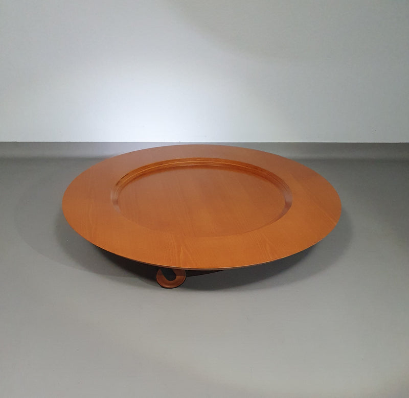 Zeer zeldzame grote salontafel van Cini Boeri voor Mastrangelo Milan Furniture meda Italia 124 cm x hoogte 21 cm
 Slechts enkele geproduceerd. Extreem zeldzaam