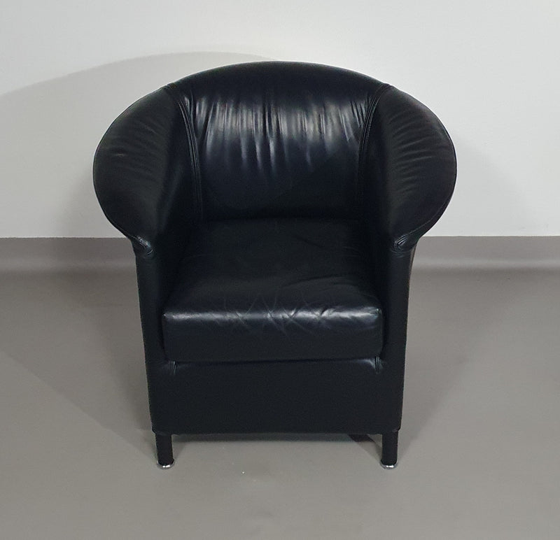 Aura stoelen / zwart leer van Paolo Piva voor Wittmann 1980