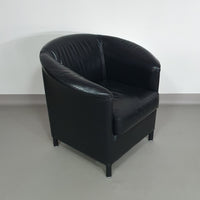 Aura stoelen / zwart leer van Paolo Piva voor Wittmann 1980