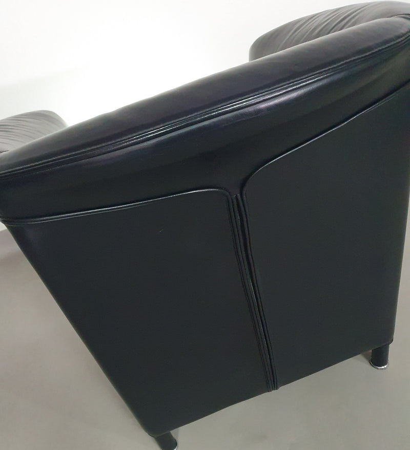Aura stoelen / zwart leer van Paolo Piva voor Wittmann 1980