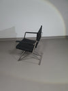 2 leren chromen klapstoelen