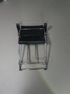 2 leren chromen klapstoelen