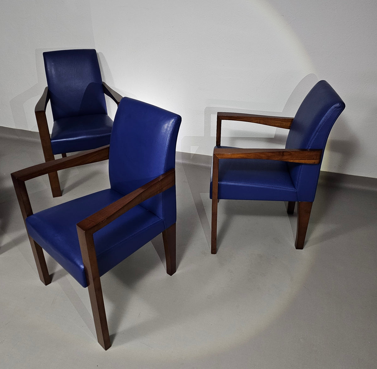 4 x Hugues Chevalier conference Ying Bridge chair / leather