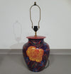 Handgedraaide keramische / geglazuurde vaaslamphouders jaren 70 (waarschijnlijk Frans)
 Hoogte / vaas 40 cm
 Diepte / 32 cm
 Totale hoogte 74 cm