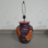 Handgedraaide keramische / geglazuurde vaaslamphouders jaren 70 (waarschijnlijk Frans)
 Hoogte / vaas 40 cm
 Diepte / 32 cm
 Totale hoogte 74 cm