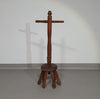Waspop, Victoriaans, Origineel
 Hoogte 90 cm
 Breedte handvat 36 cm