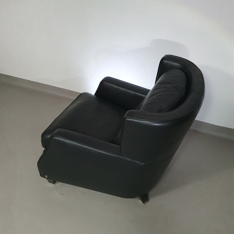 AMADEUS NATUZZI LOUNGE CHAIR / zwart leer