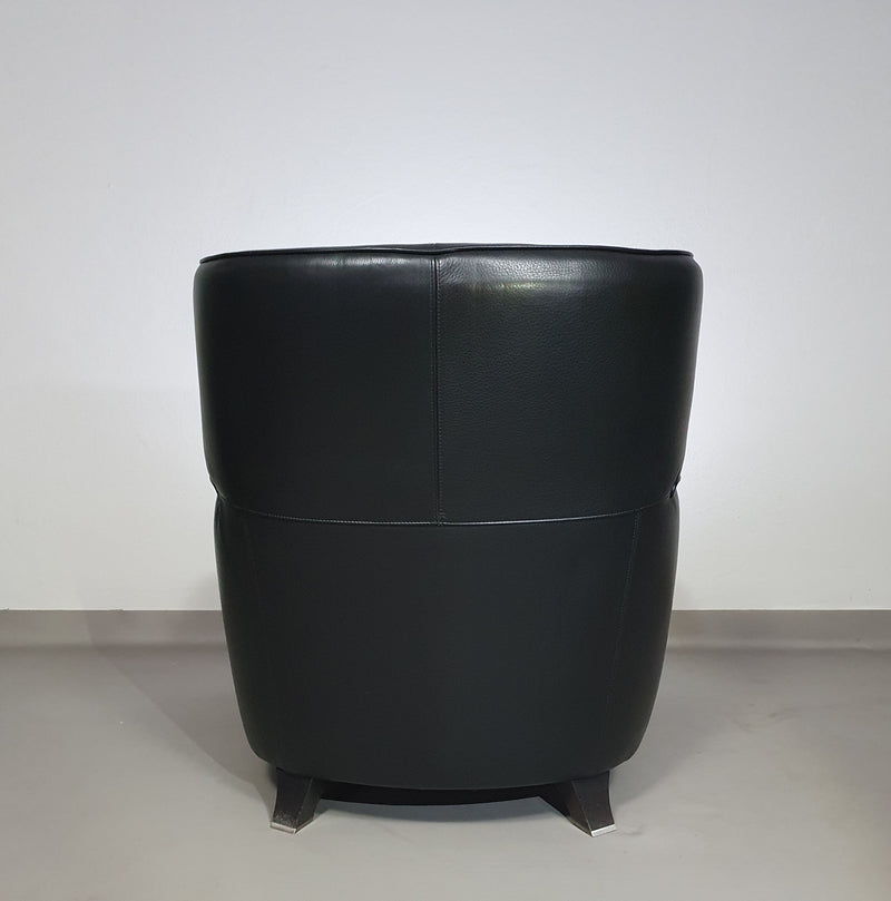 AMADEUS NATUZZI LOUNGE CHAIR / zwart leer
