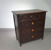 Bijzonder gave Engelse ladekast / commode. Gedateerd (Charles 2 tijdperk). Gemaakt van massief eikenhout met prachtige patina.