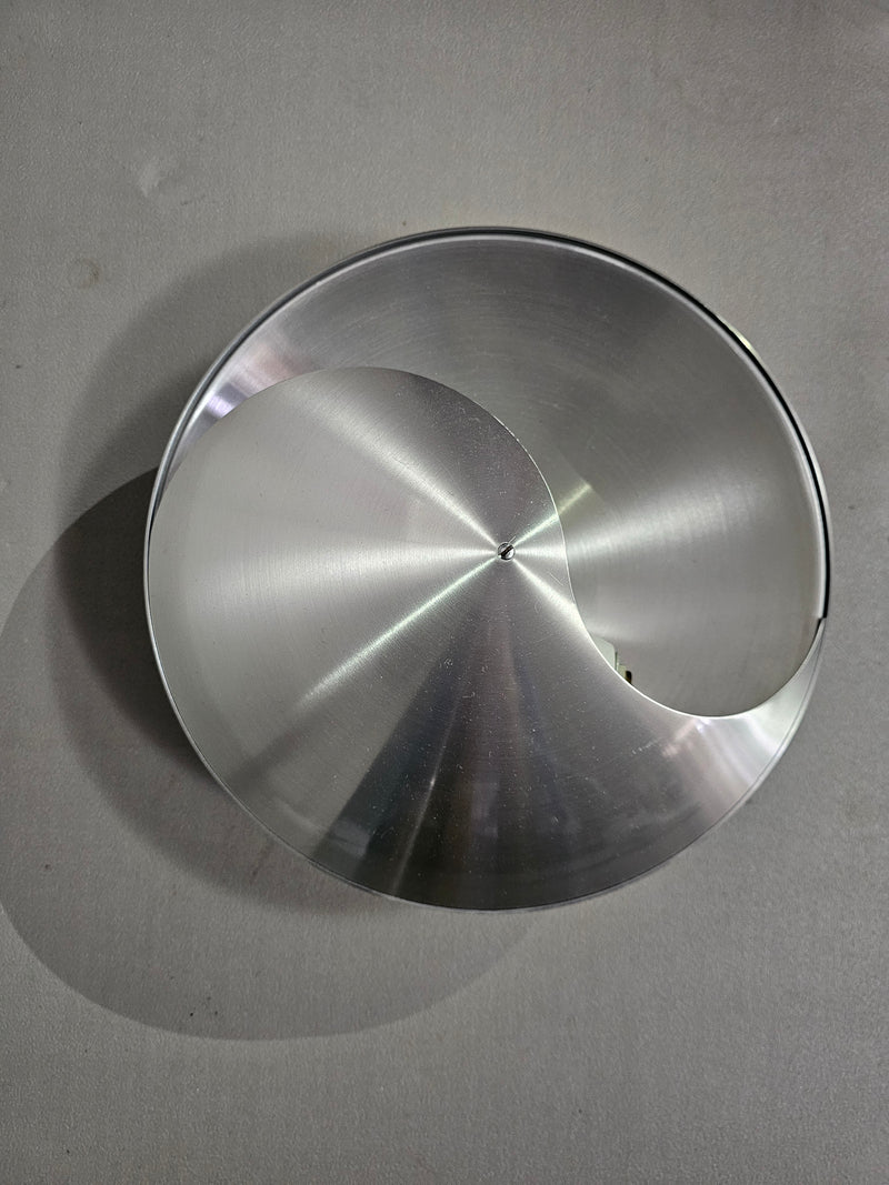 vintage design inox wandlamp van Raak Amsterdam (type C1636). Ook wel Yin-Yang lamp genoemd