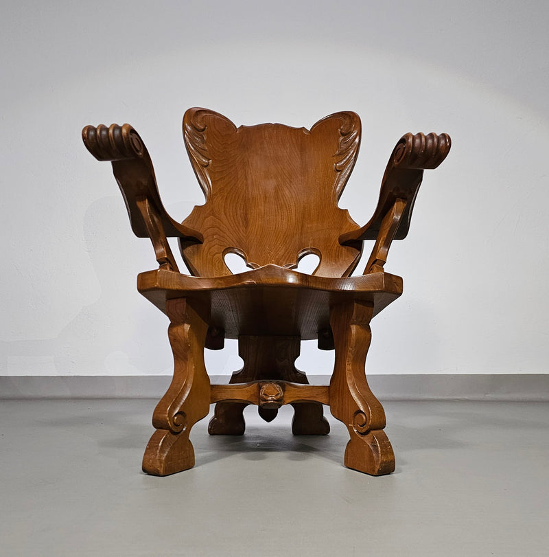 4 x large oak claw armchairs 1960s
70 x 70 x 90 cm