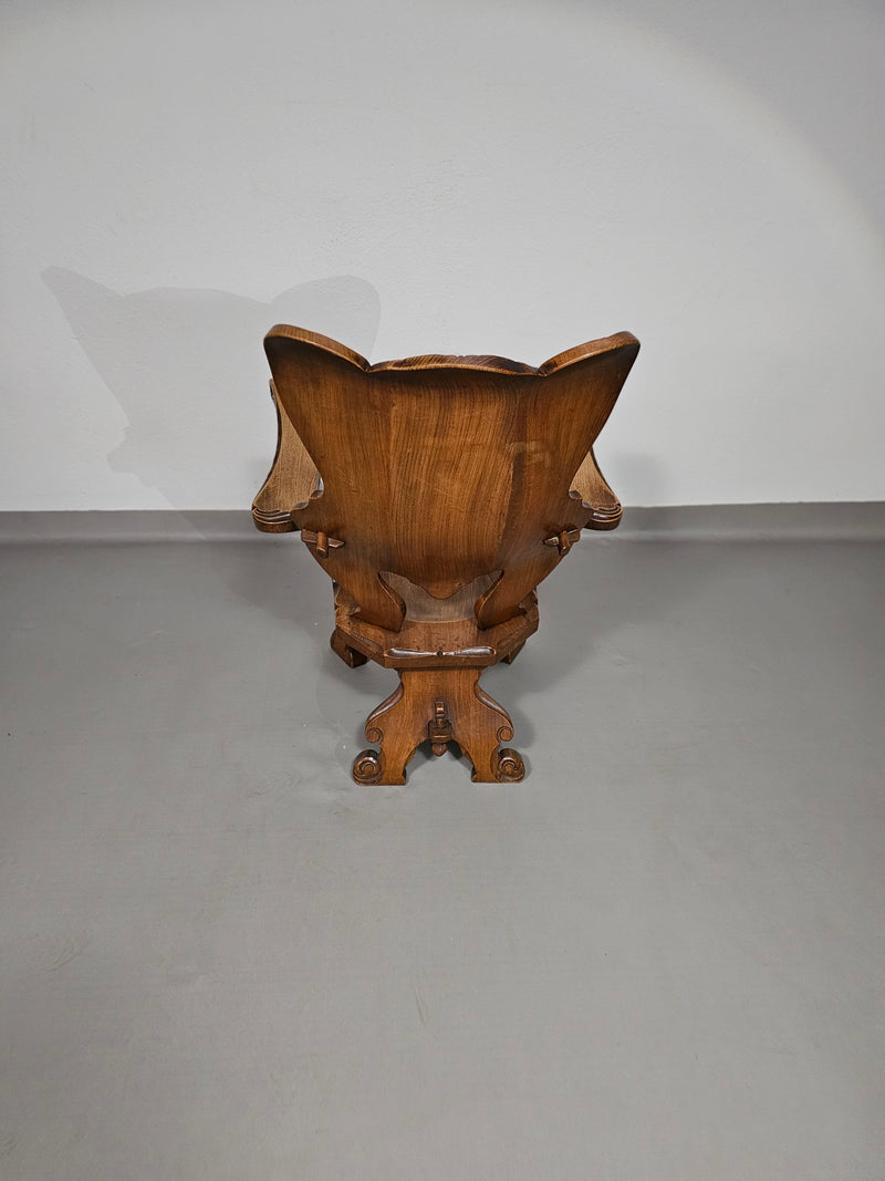 4 x large oak claw armchairs 1960s
70 x 70 x 90 cm