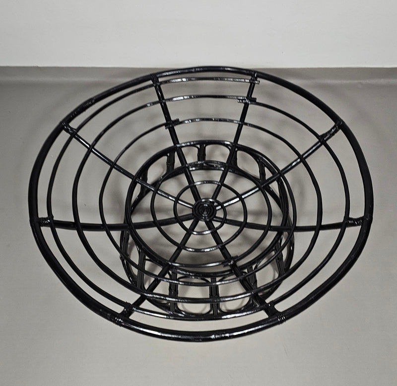 Papasan rotan lounge stoel jaren 70
 Breedte 120
 Hoogte 70 cm