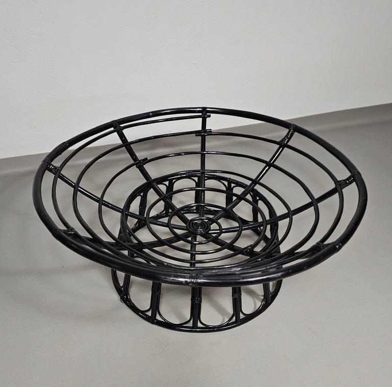 Papasan rotan lounge stoel jaren 70
 Breedte 120
 Hoogte 70 cm