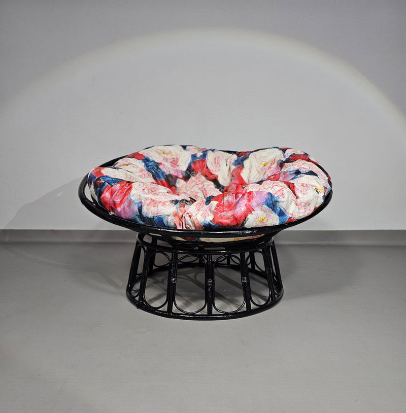 Papasan rotan lounge stoel jaren 70
 Breedte 120
 Hoogte 70 cm
