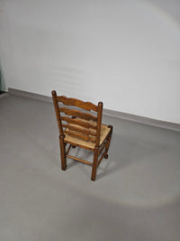 Set van 4 eikenhouten, rustieke, landelijke eetkamerstoelen met ladderrug en biezen zittingen uit de jaren 60