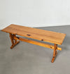 Scandinavische moderne massief grenenhouten banken en eettafel, jaren 70