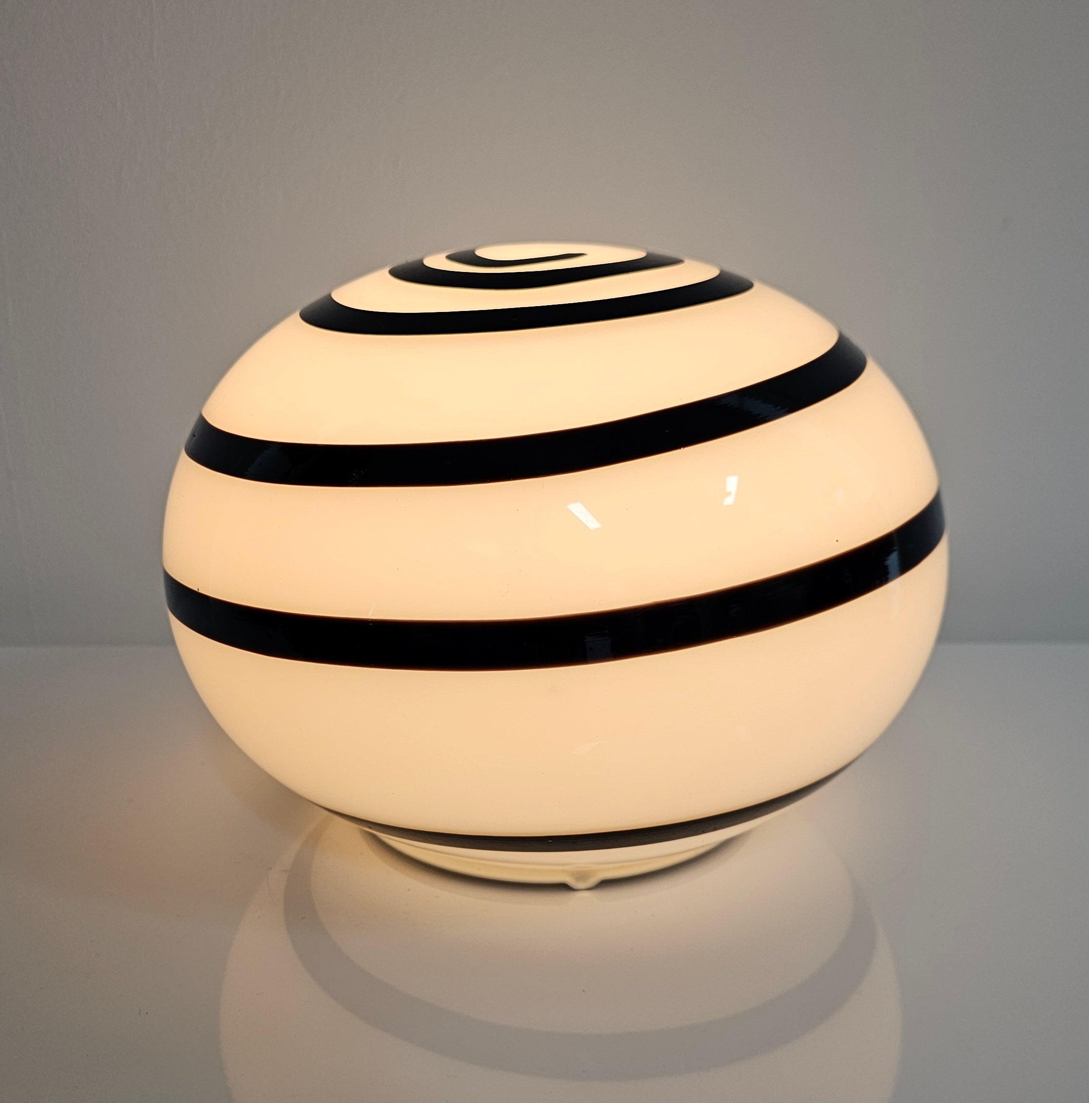 Vintage glass Ilu di Vetro swirl zebra lamps – Logohuman