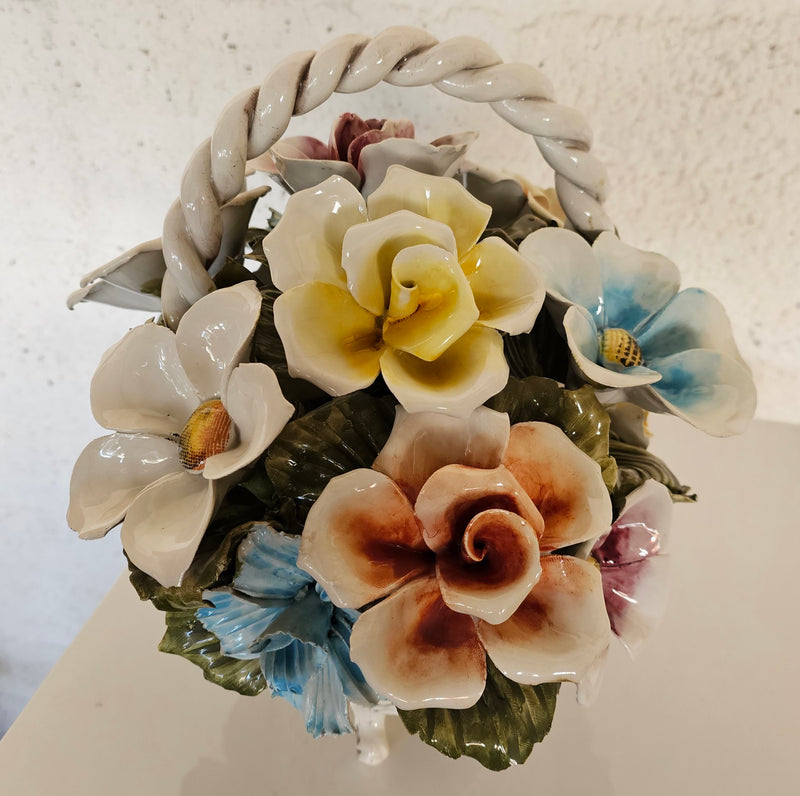 Bassano keramiek Mand met bloemen, Italië jaren 50